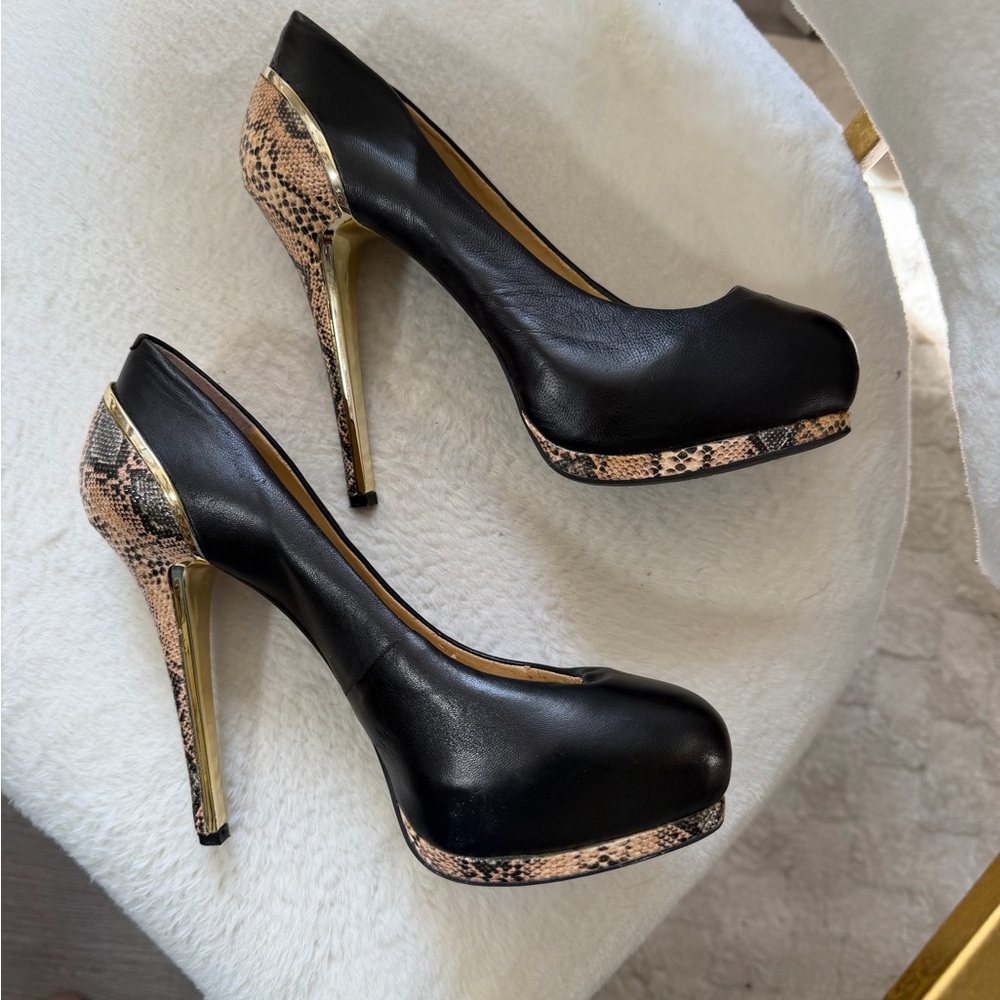 Elegant Black and Gold Snakeskin Heels